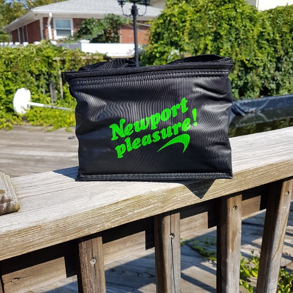 Newport Cigarettes Beer Cooler Beach Bag Portable - Picture 2 of 7